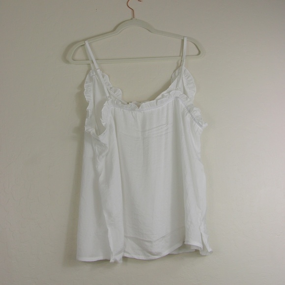 LAST ONE! Sexy Spaghetti Strap Ruffle V-Neck Tank - Picture 5 of 8